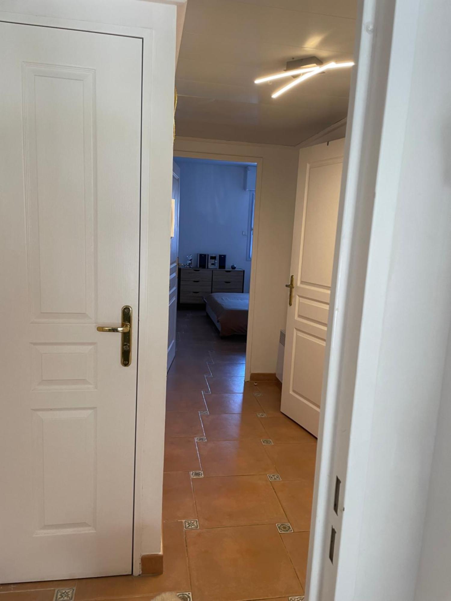 2 Pieces Saint Raphael Renove, Classe 4 Etoiles, 100 M Plages, Piscine, Tennis, Parc, Terrasse, Jardin Privatif Saint-Raphael (Var) Exterior foto